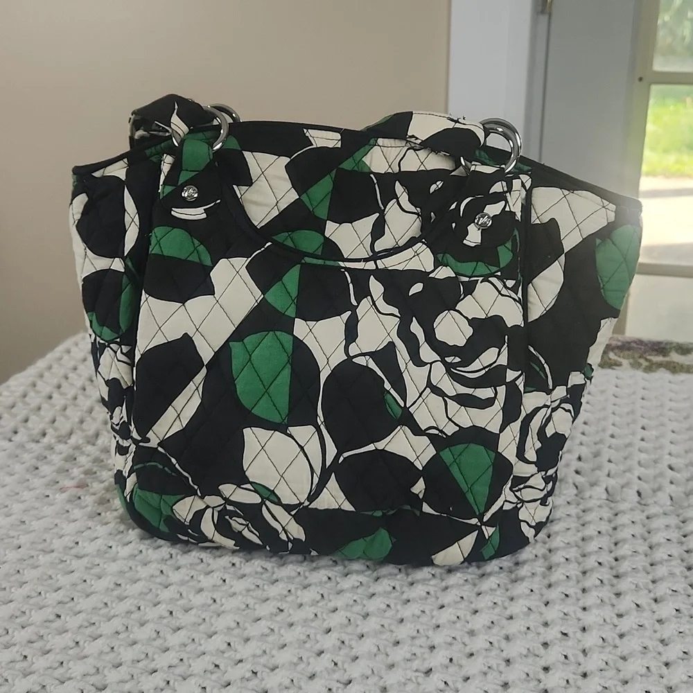 Vera Bradley black, white and greenfloral multicolor shoulder bag zipper closure